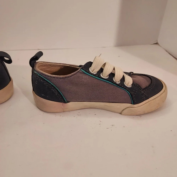 Old Navy Blue and Gray Canvas Slip On Casual Sneakers in Size 6 - Picture 9 of 11